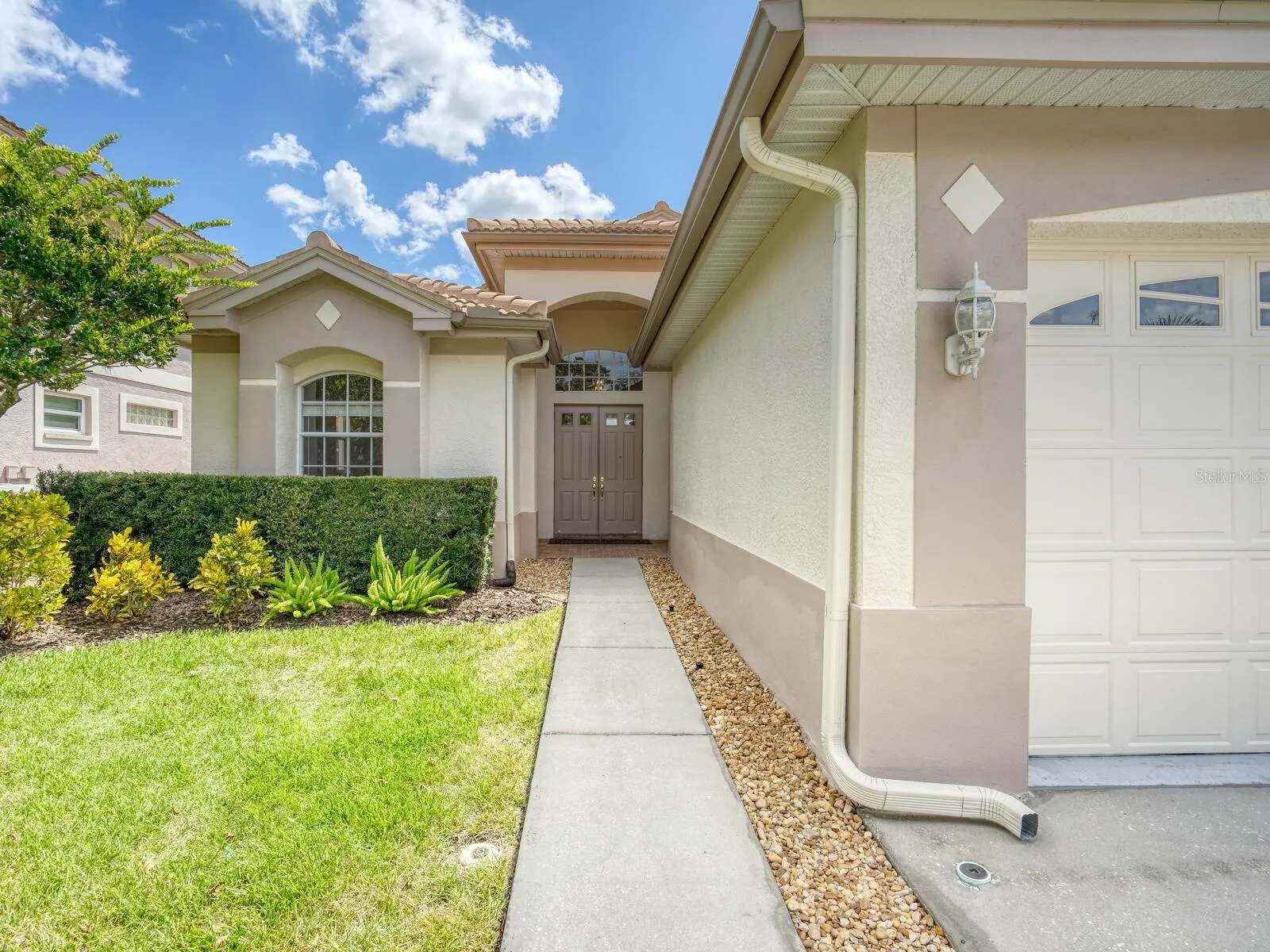 4410 LIVE OAK BLVD