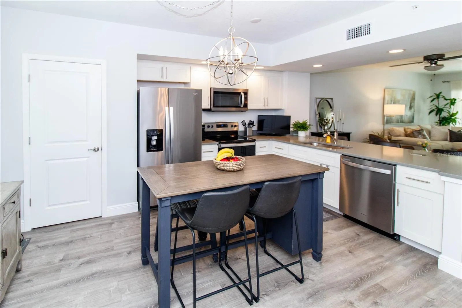 960 STARKEY RD #7105, #7105