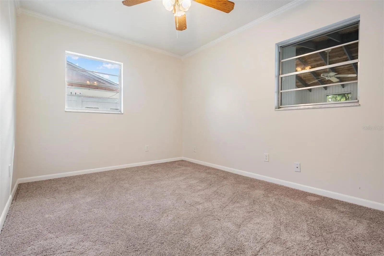 6816 DOVER CT