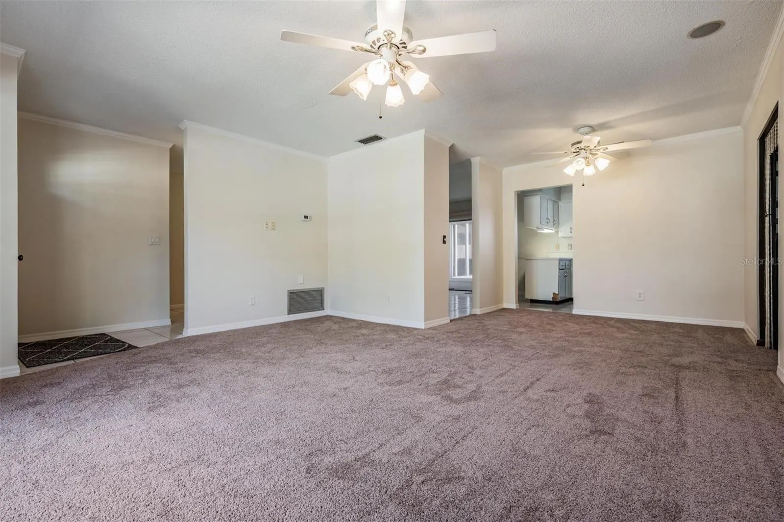 6816 DOVER CT
