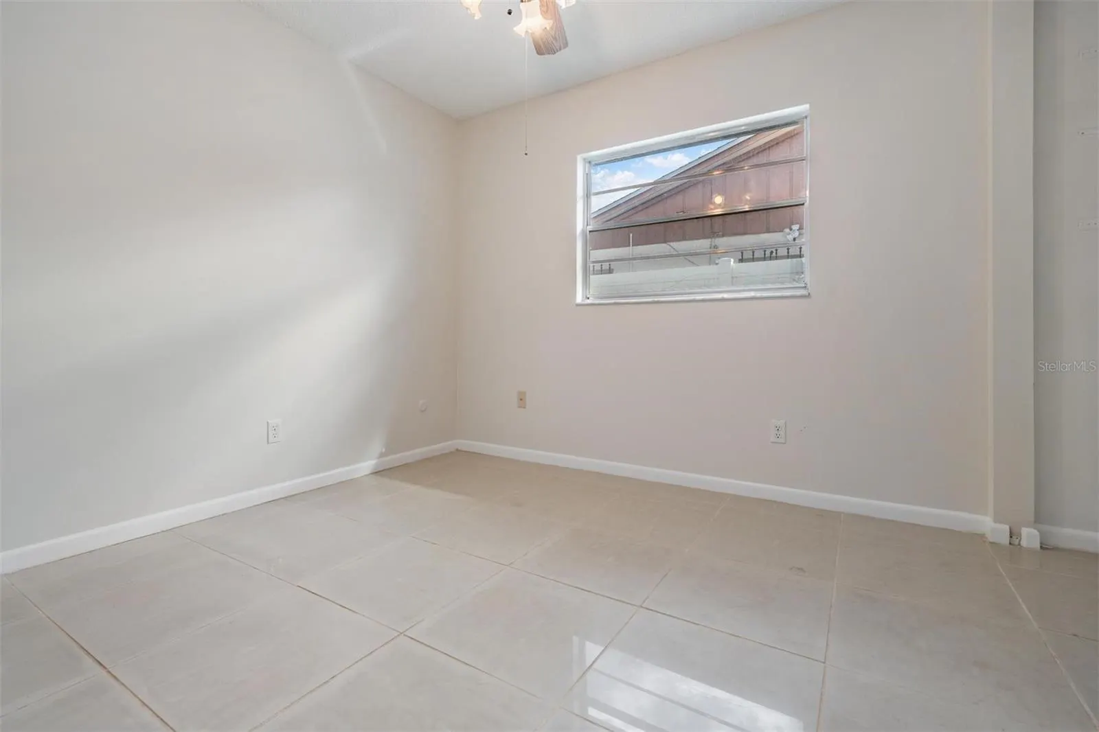 6816 DOVER CT