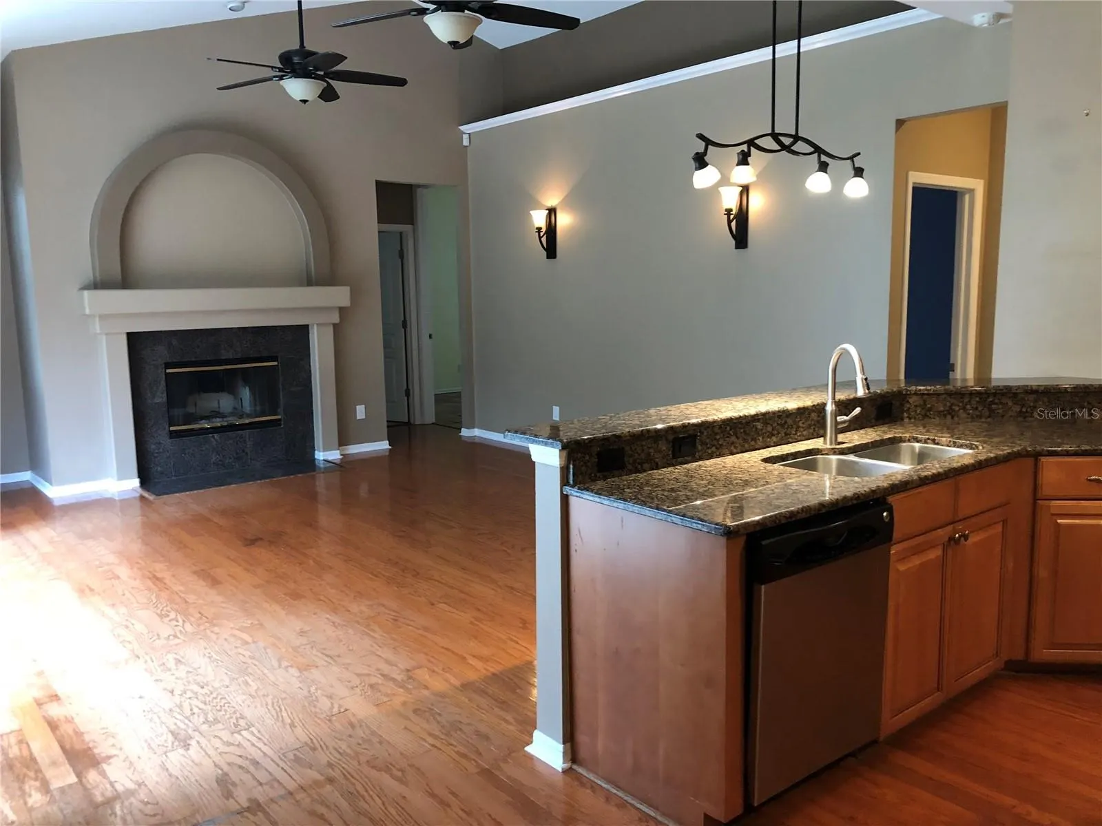 4904 EBENSBURG DR