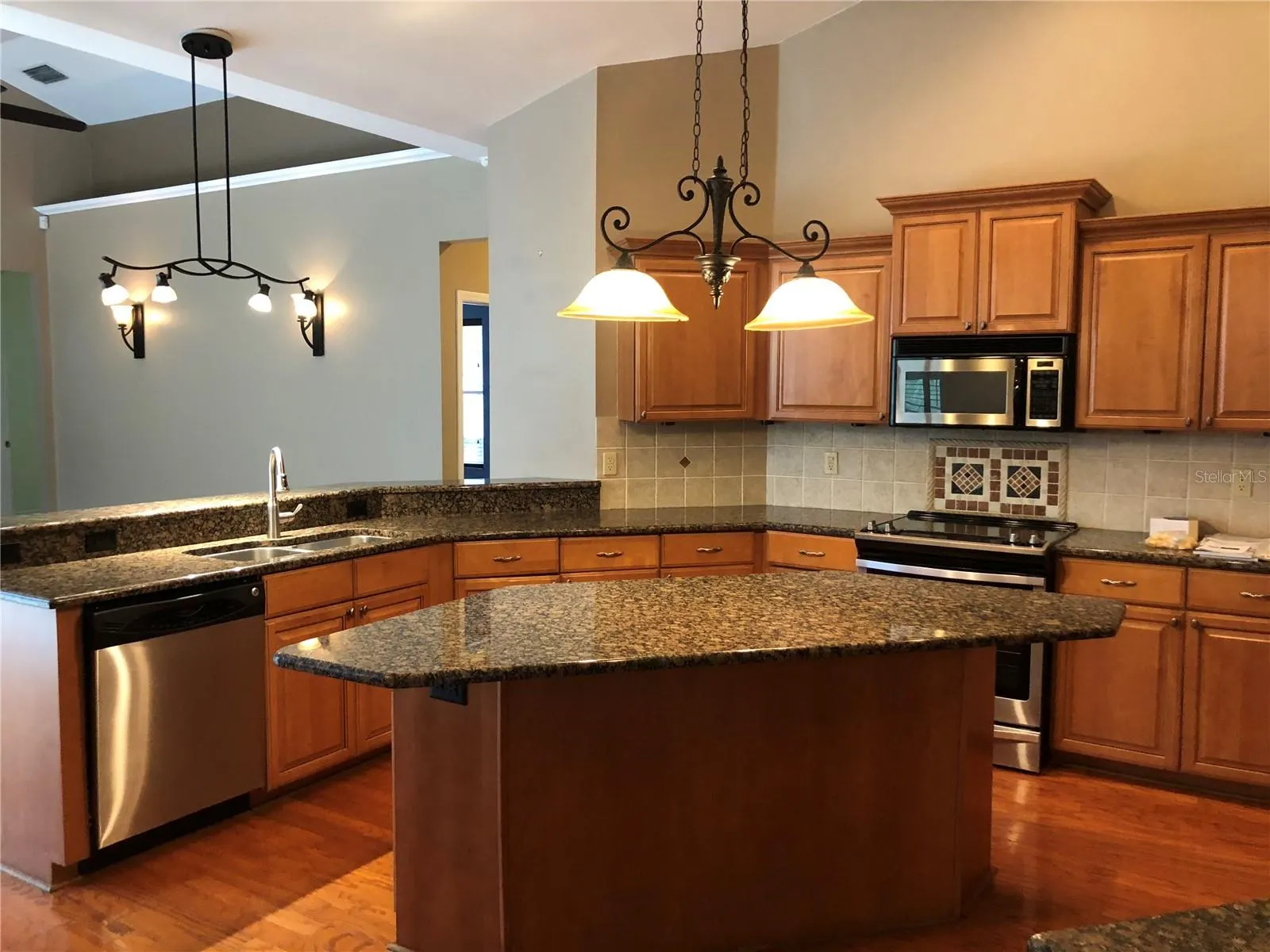 4904 EBENSBURG DR