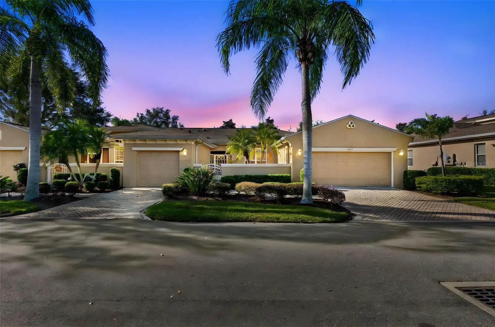 2404 KENSINGTON GREENS DR