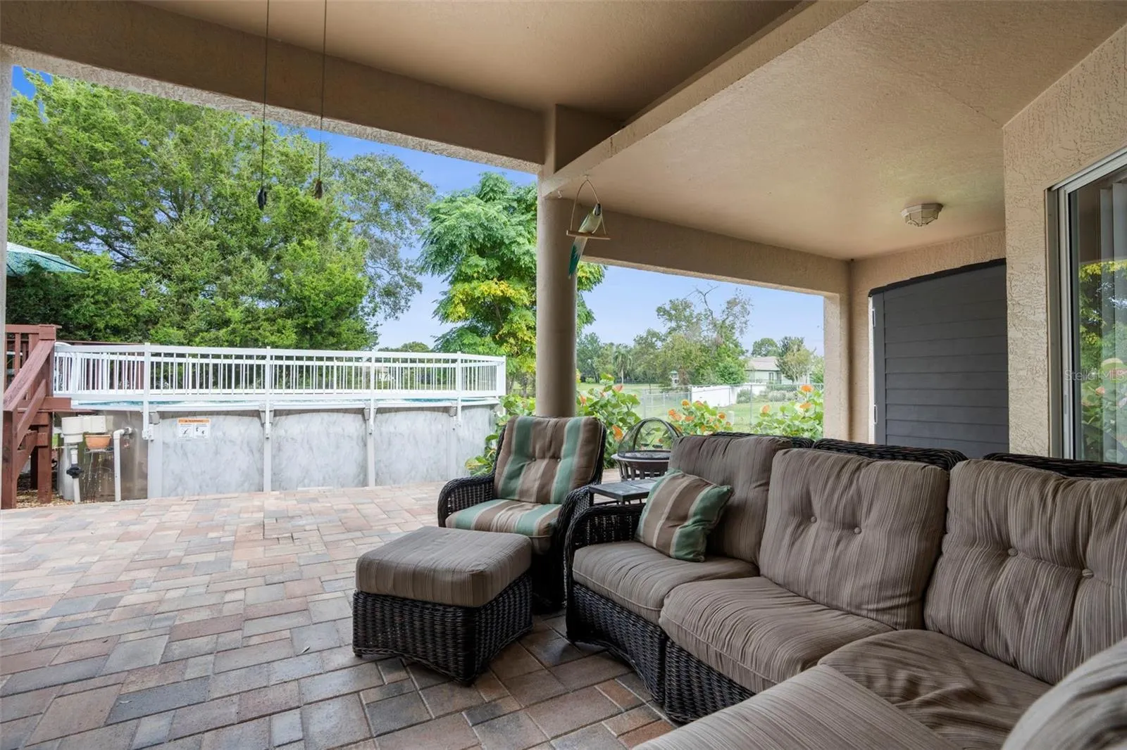 3337 CARMEN AVE