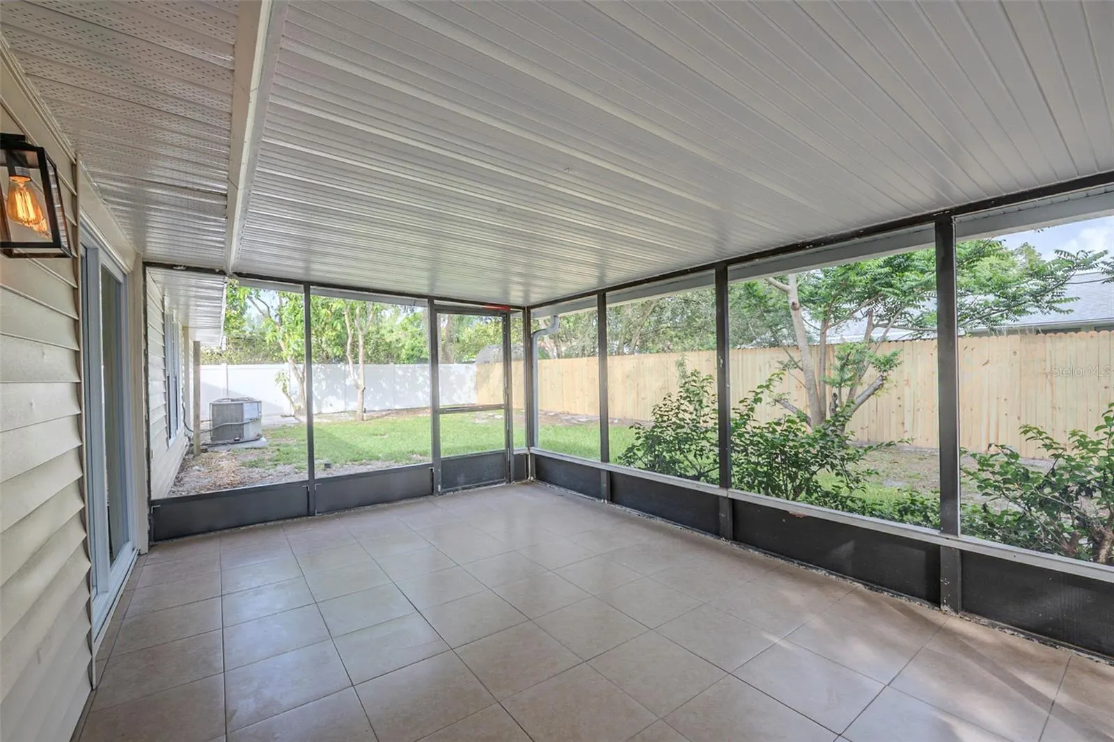 4800 REGINALD RD