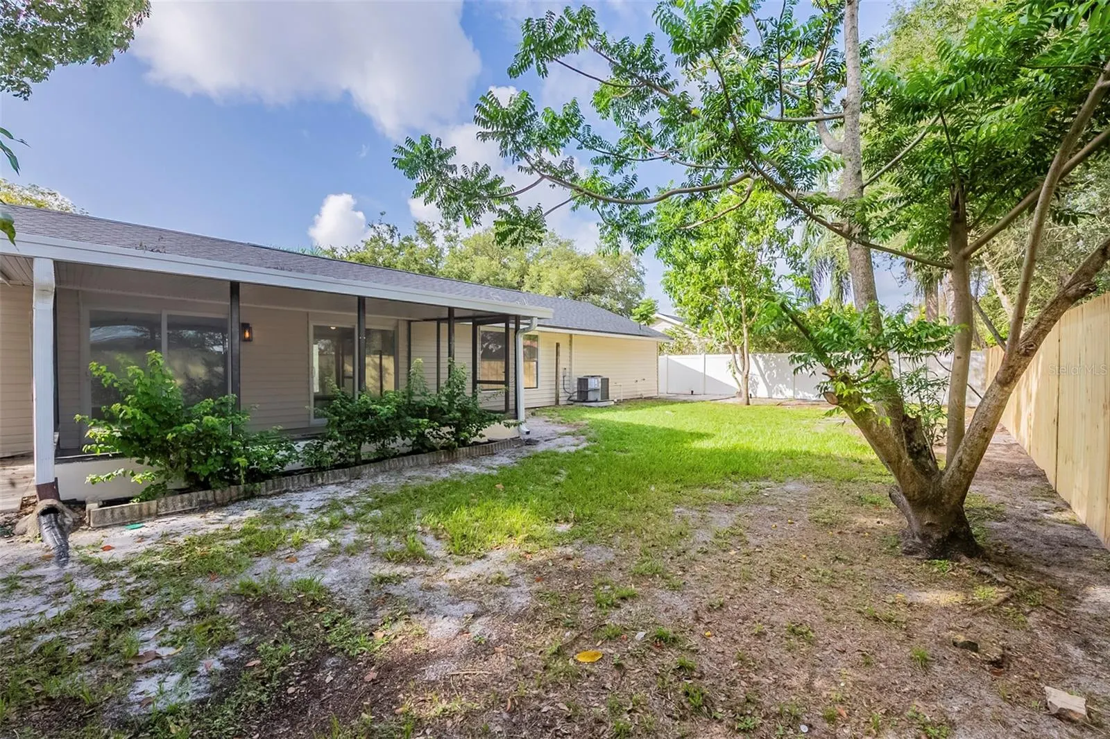 4800 REGINALD RD