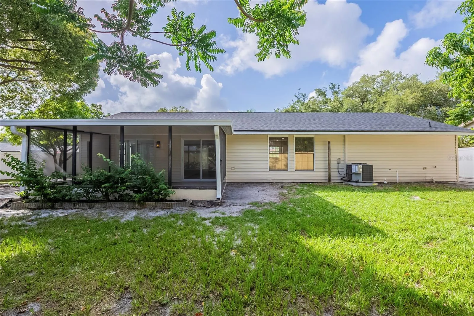 4800 REGINALD RD