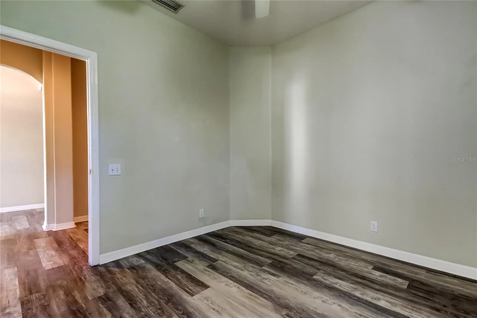 4157 GRANDCHAMP CIR