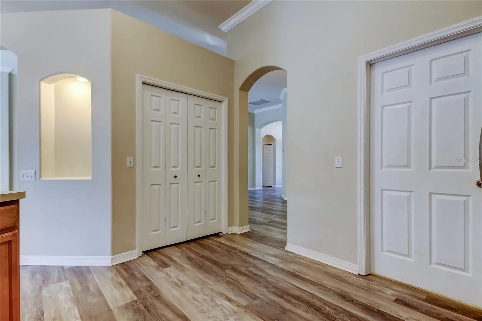 4157 GRANDCHAMP CIR