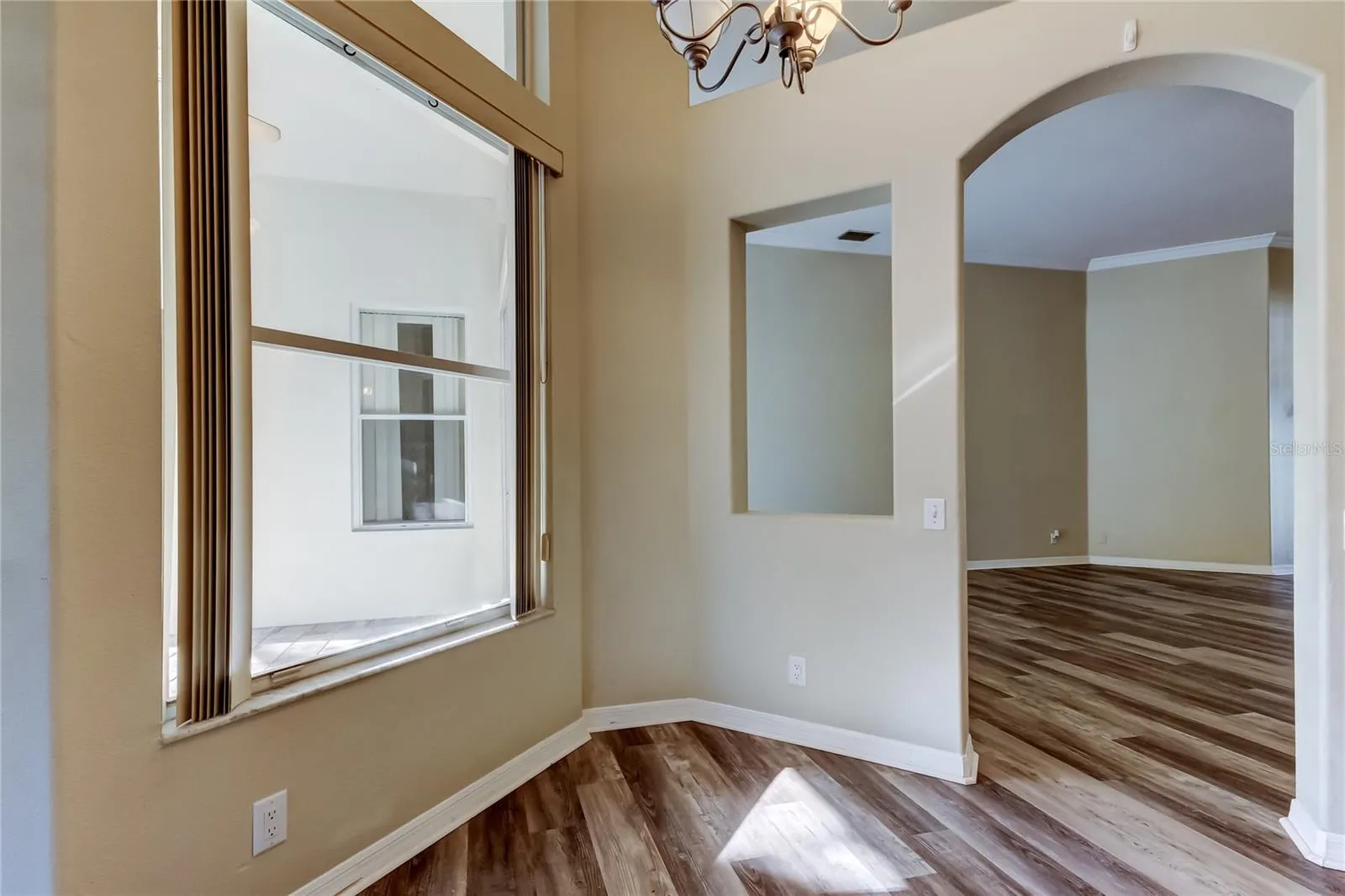 4157 GRANDCHAMP CIR