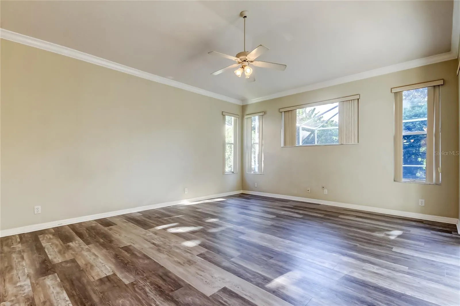 4157 GRANDCHAMP CIR