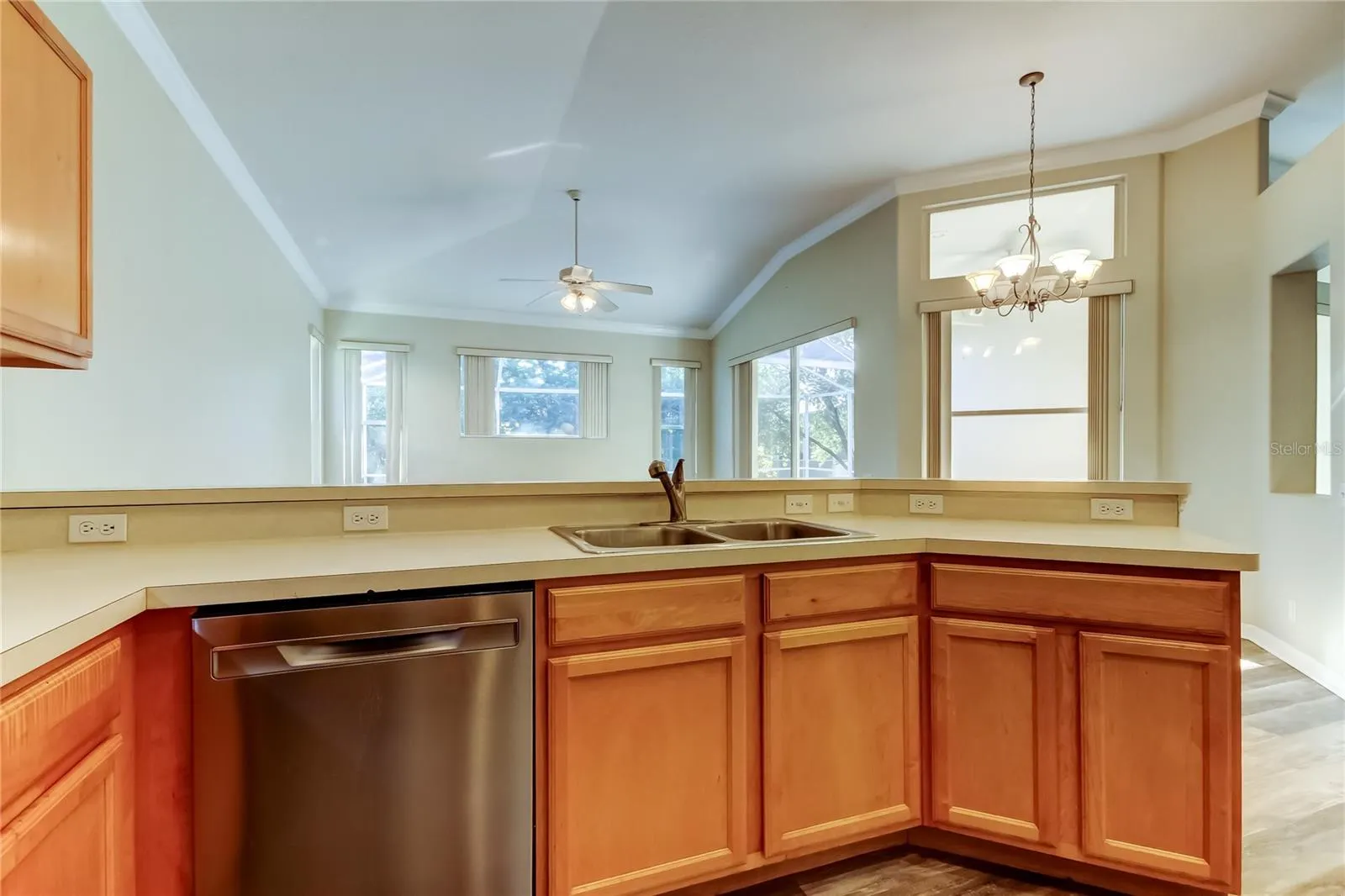 4157 GRANDCHAMP CIR