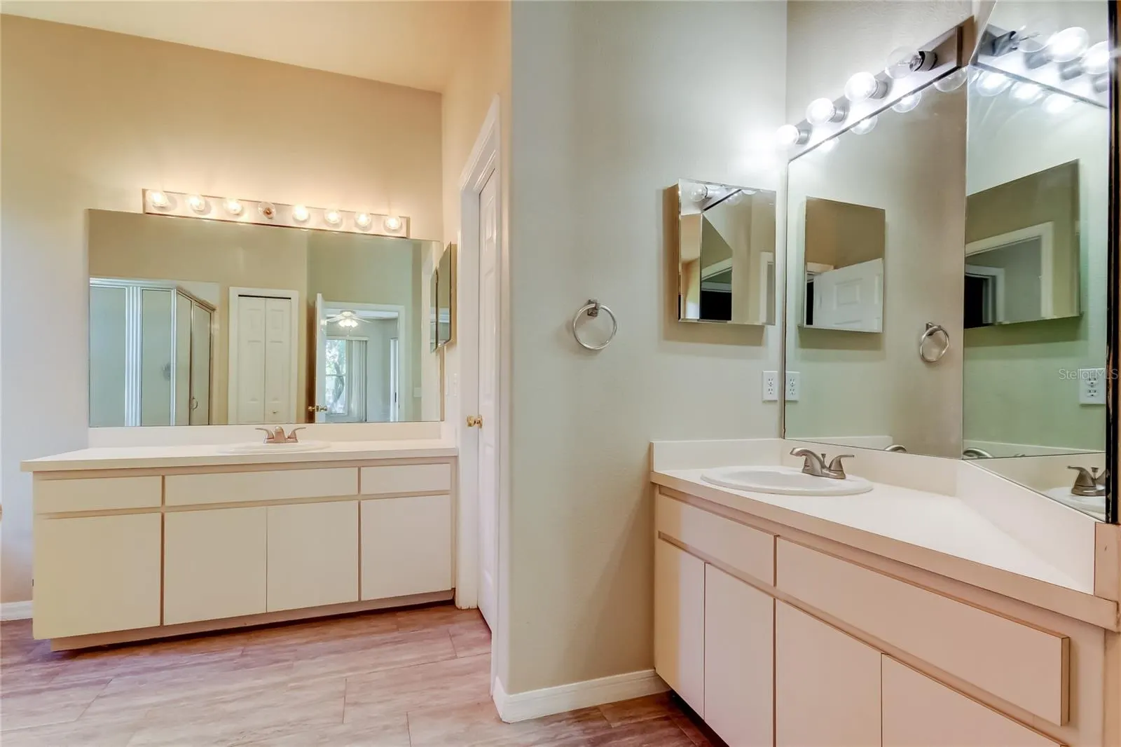 4157 GRANDCHAMP CIR