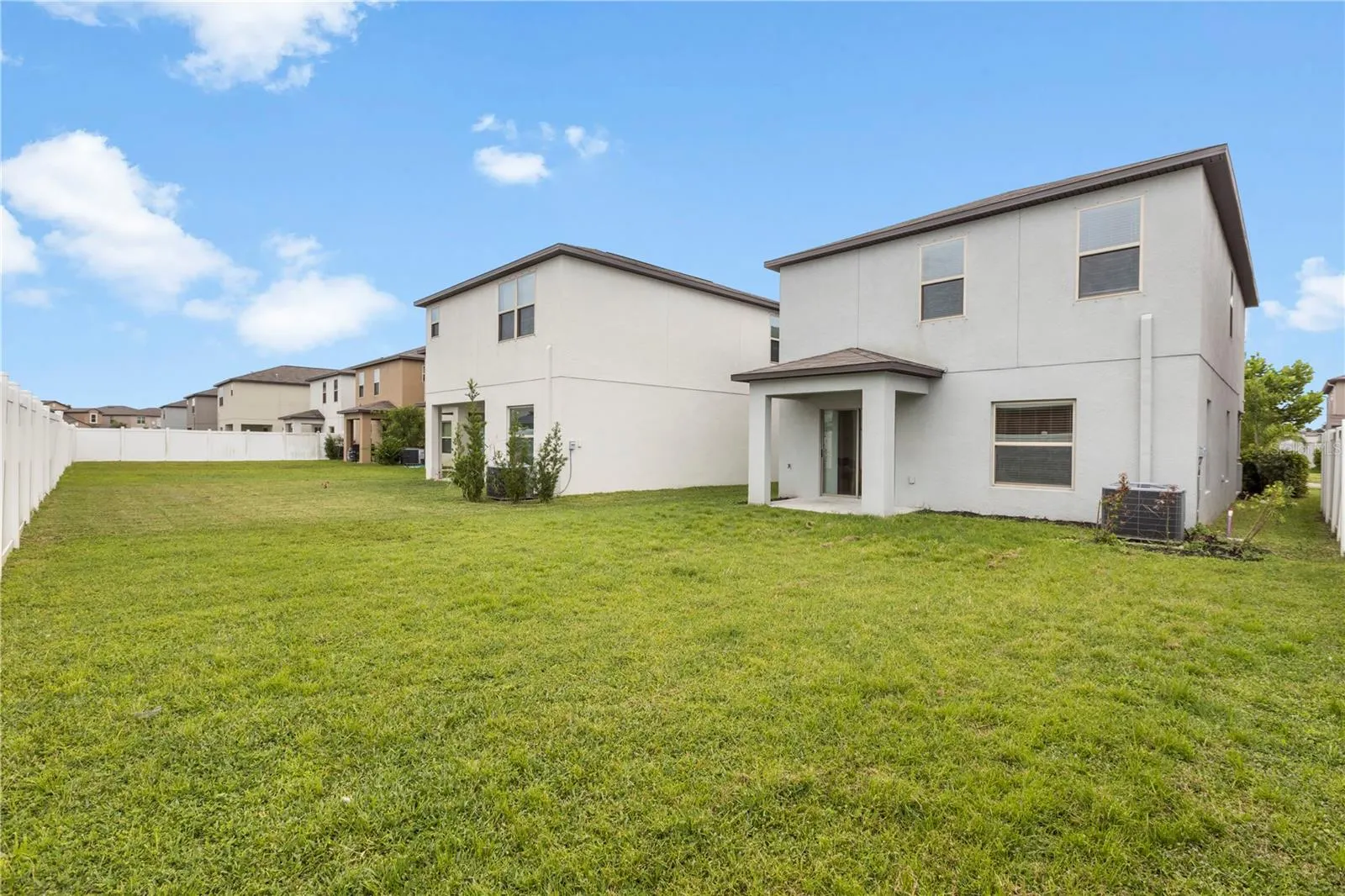 7033 SAMUEL IVY DR