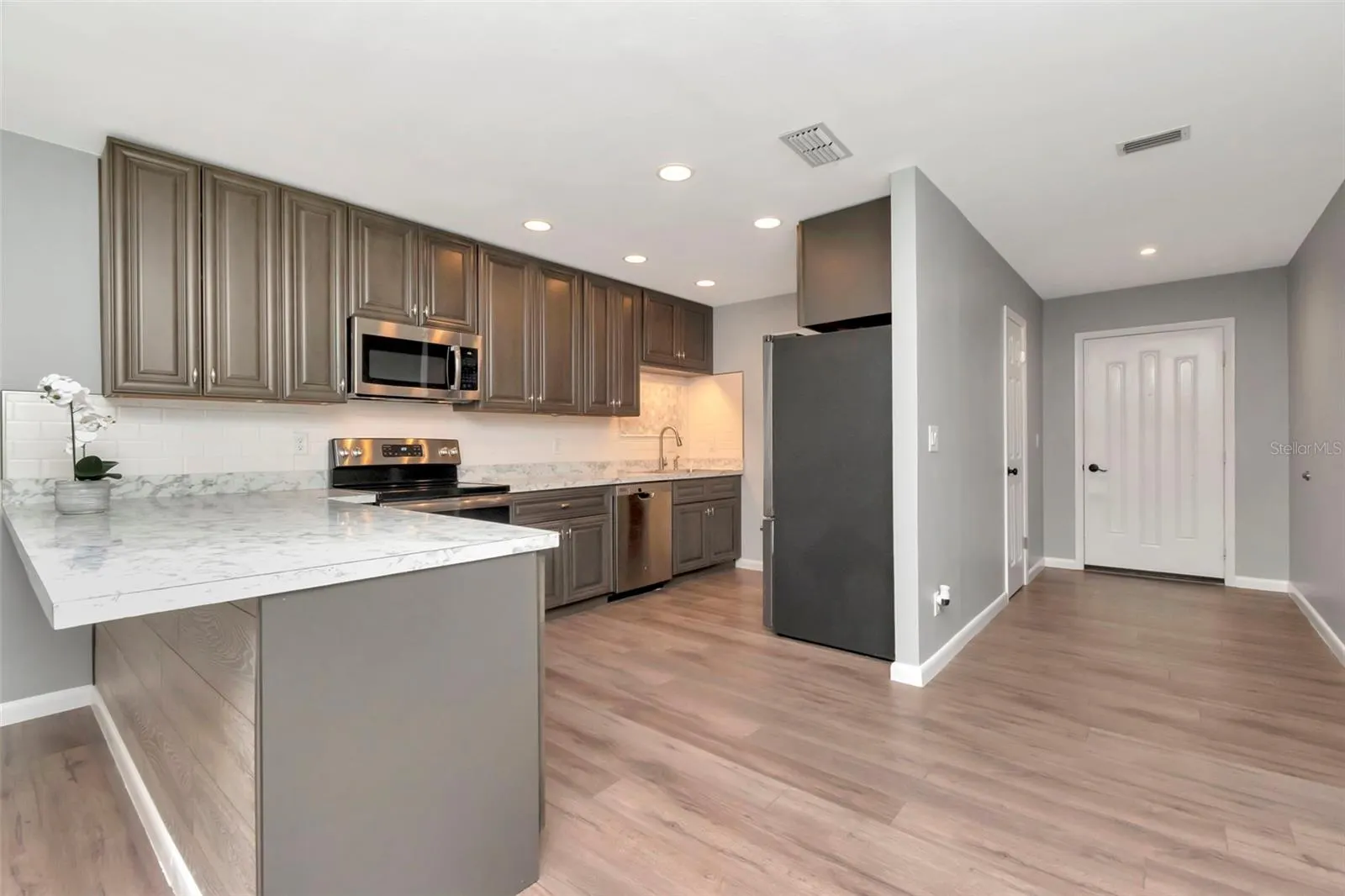 1200 TARPON WOODS BLVD #M8, #M8
