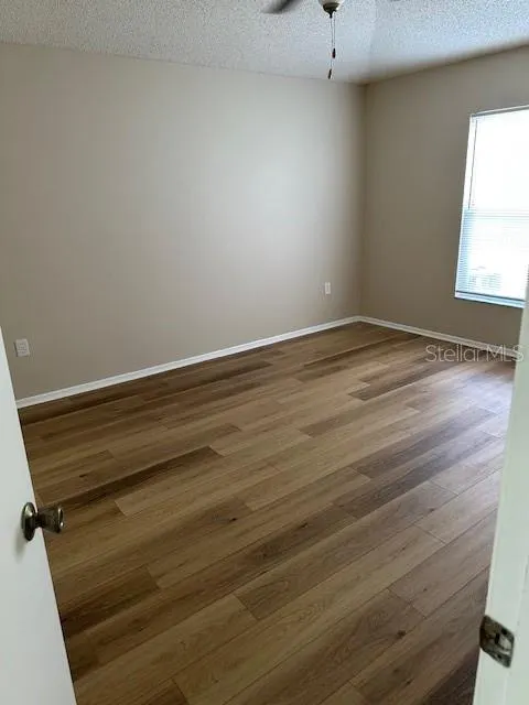 1901 ELLINGTON CT