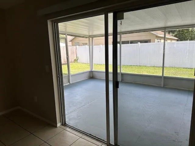 1901 ELLINGTON CT