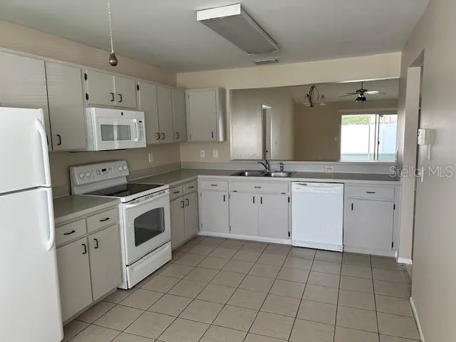 1901 ELLINGTON CT