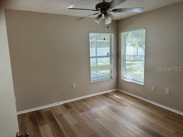 1901 ELLINGTON CT