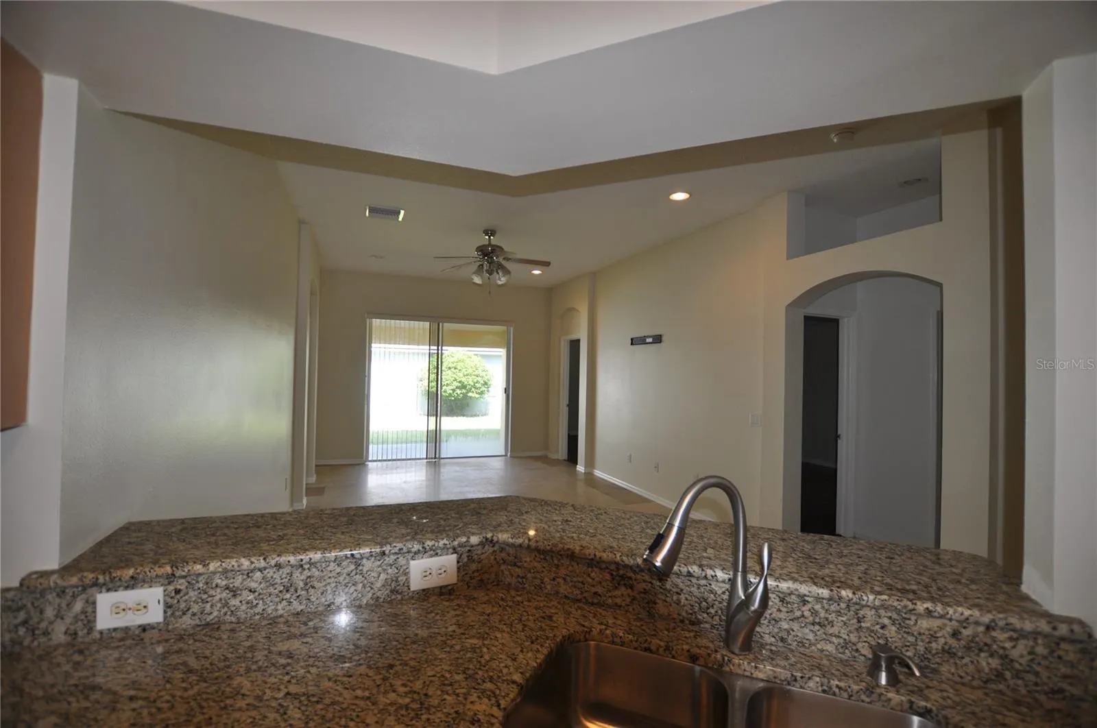 613 STRAW LAKE DR