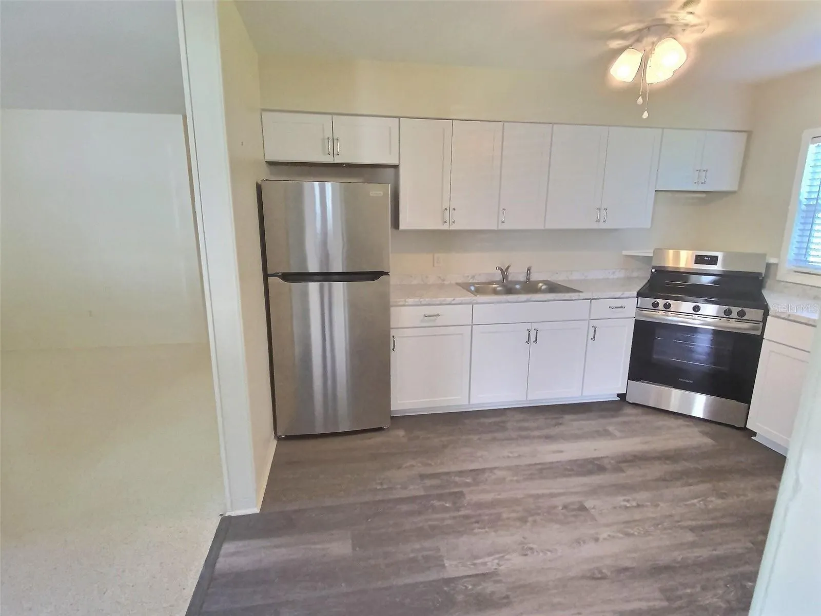 1334 SUNSET DR