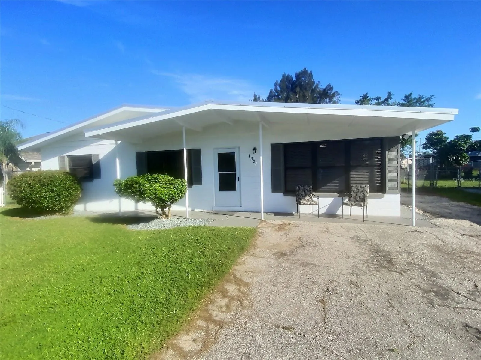 1334 SUNSET DR