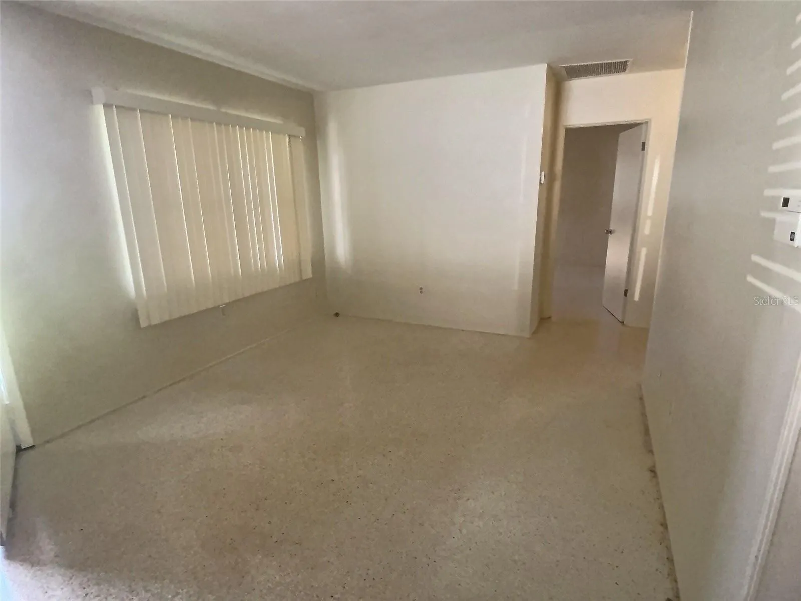 1334 SUNSET DR