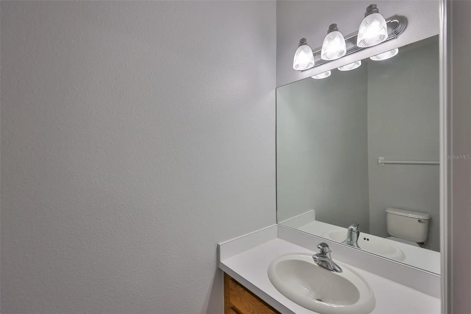 13127 KINGS CROSSING DR