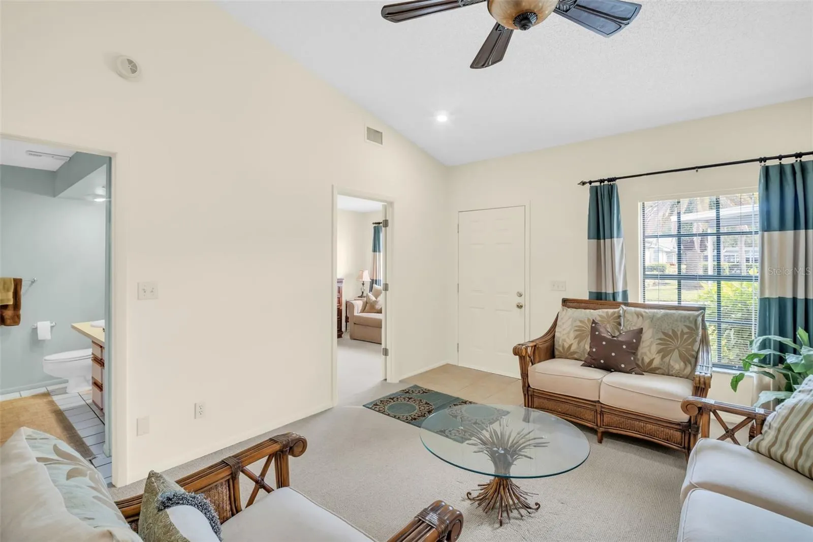 2749 COUNTRYSIDE BLVD #28, #28