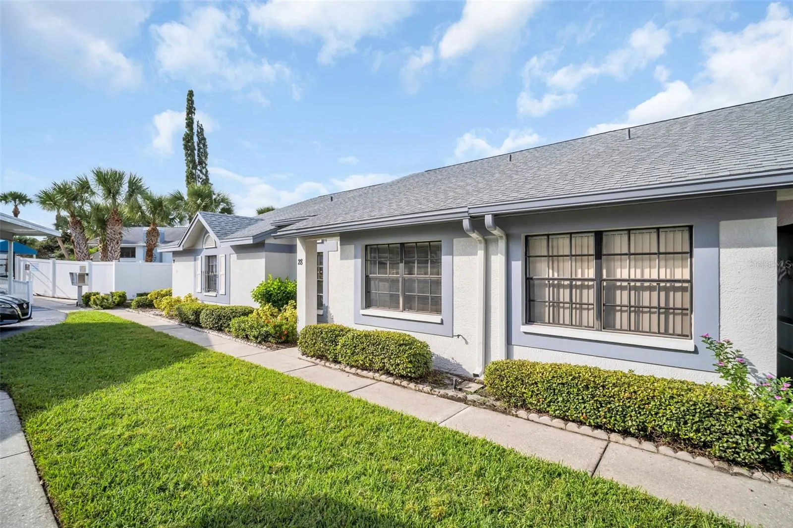 2749 COUNTRYSIDE BLVD #28, #28