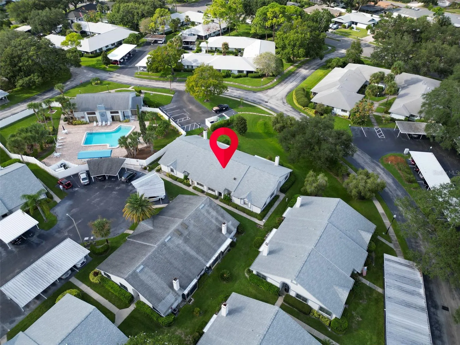 2749 COUNTRYSIDE BLVD #28, #28
