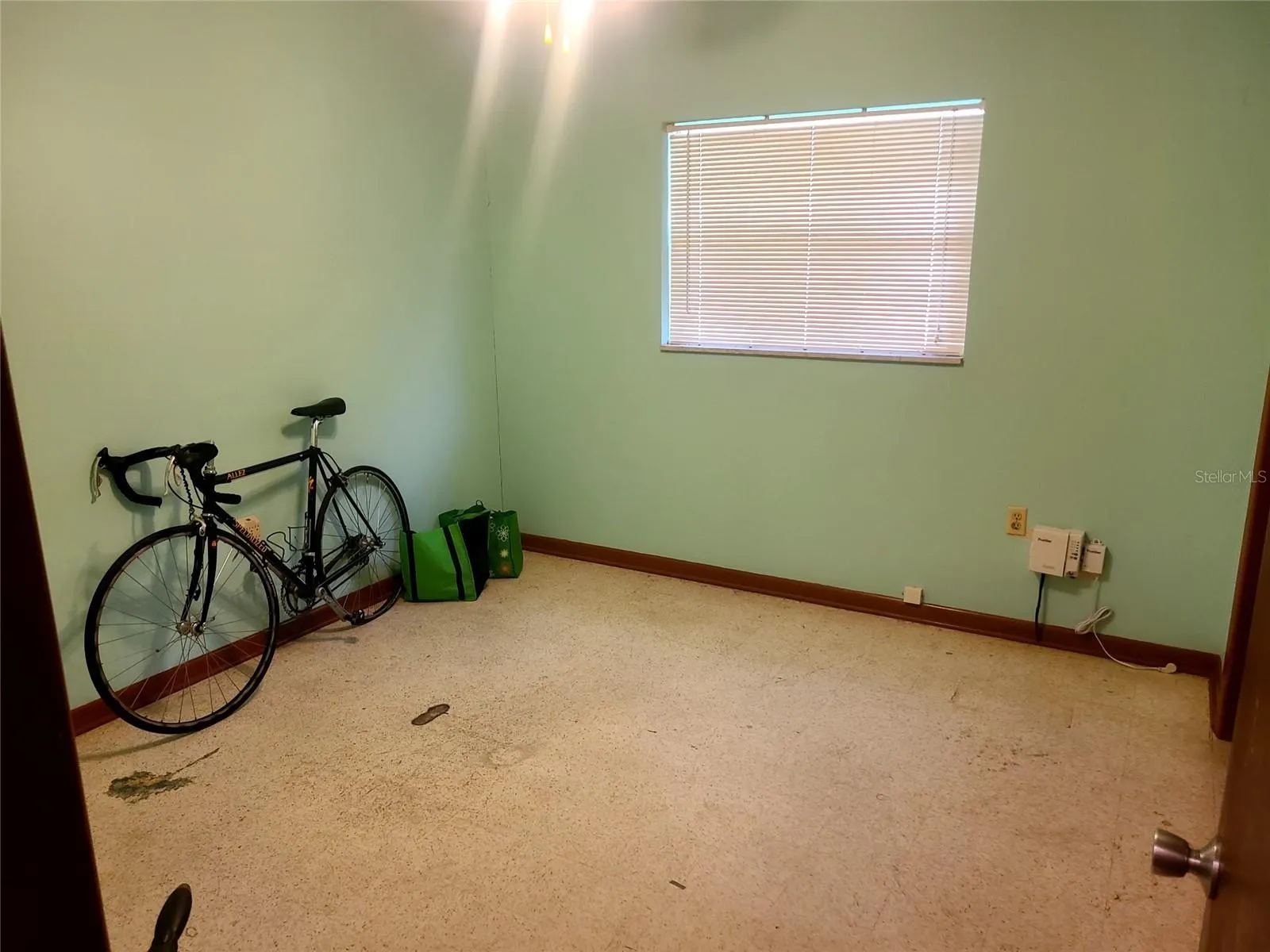 18810 TRACER DR