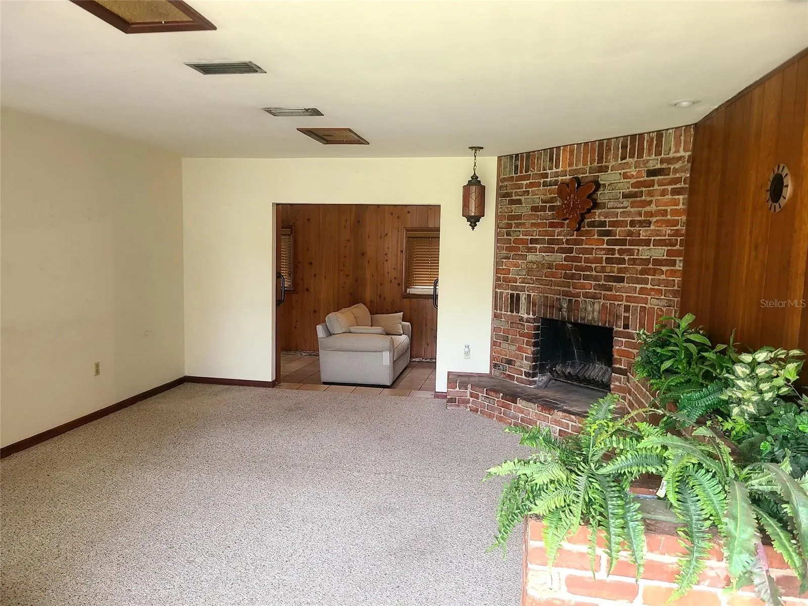18810 TRACER DR
