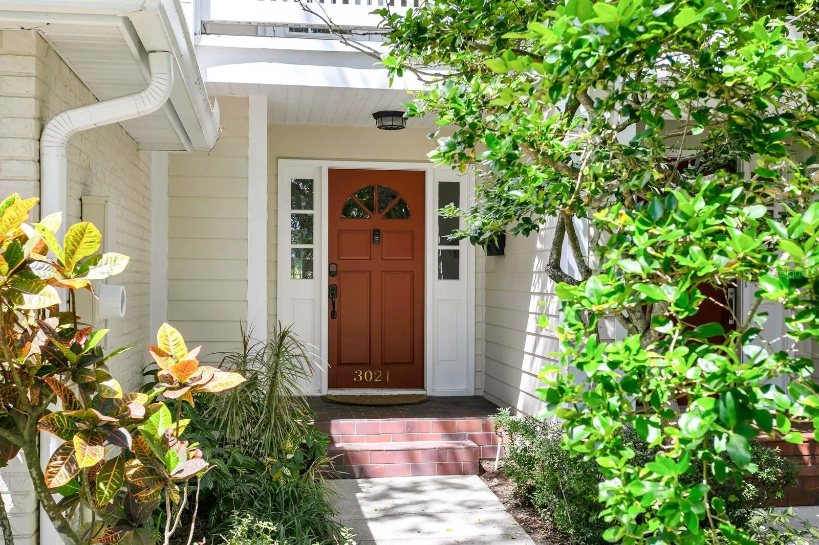 3021 W BAY VILLA AVE