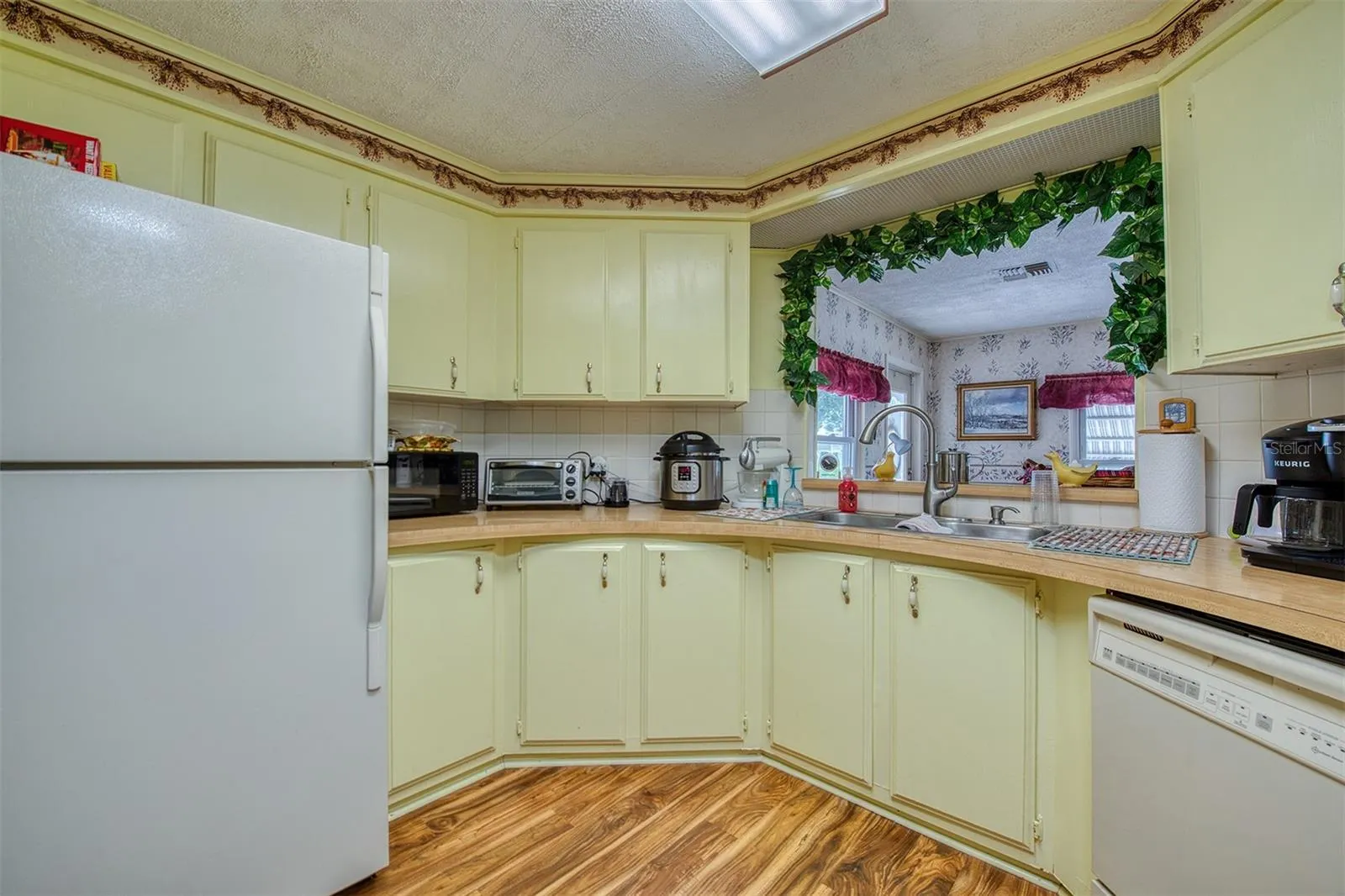 192 BLUE MARLIN DR