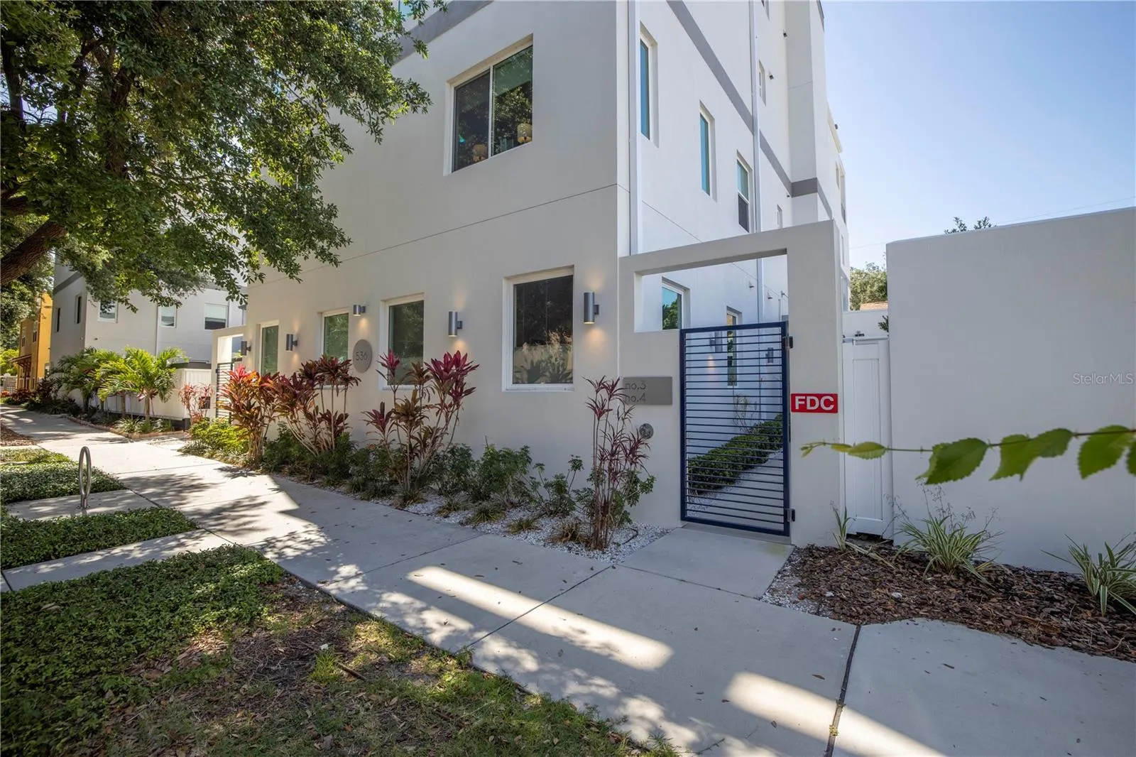 536 4TH AVE S #3, #3