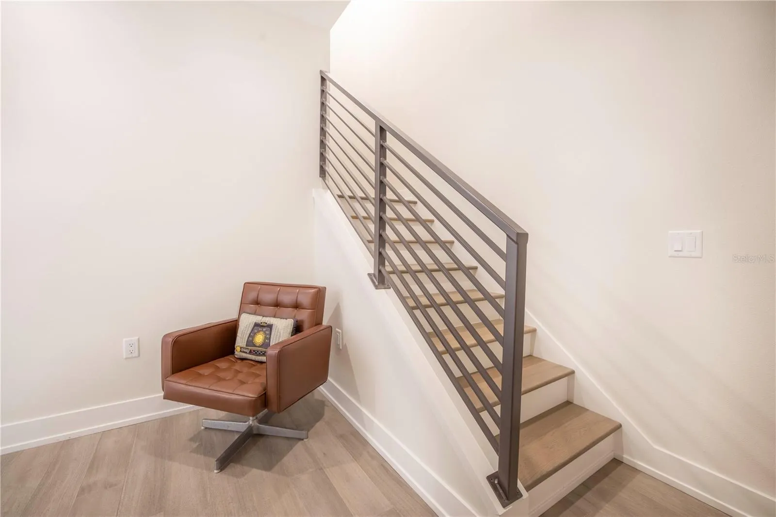 536 4TH AVE S #3, #3