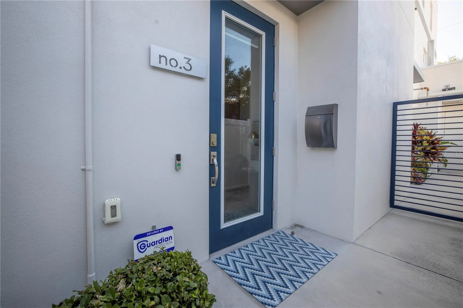 536 4TH AVE S #3, #3