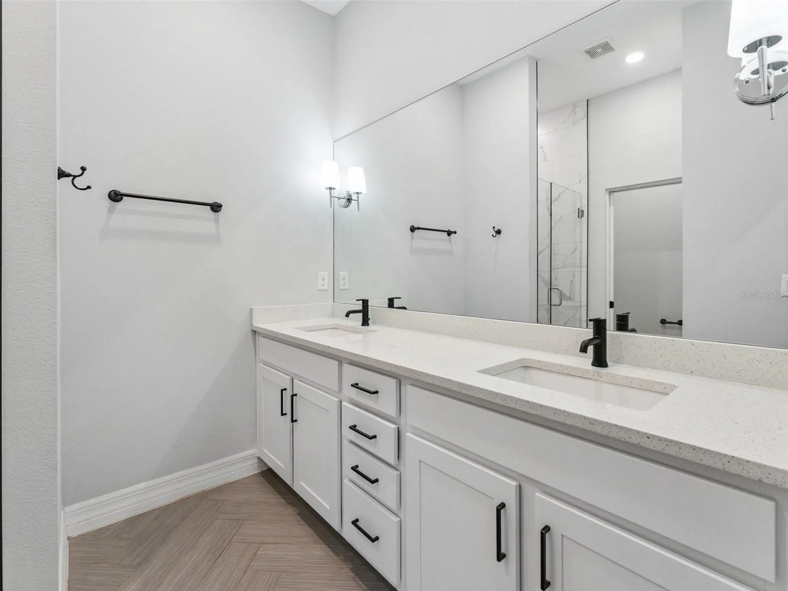 3421 W HORATIO ST #109, #109