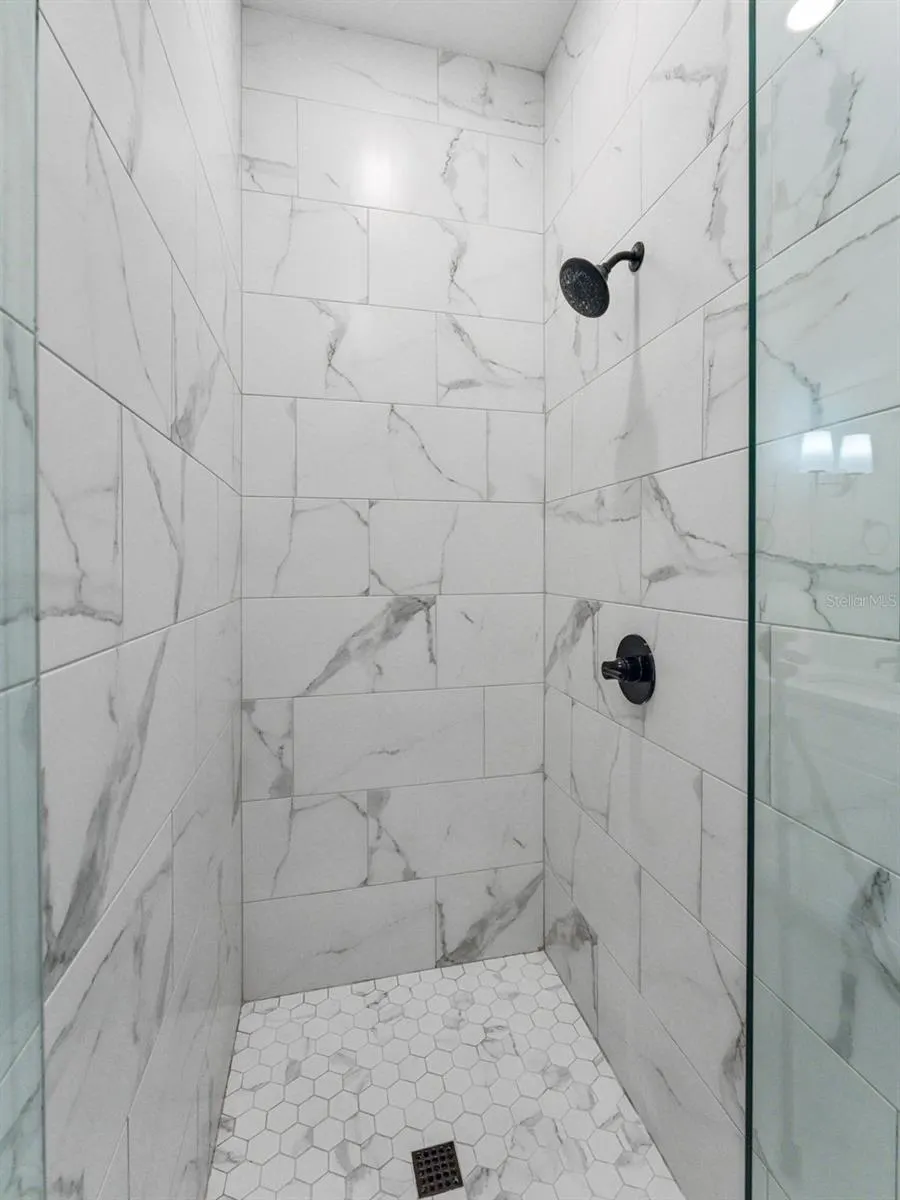 3421 W HORATIO ST #109, #109