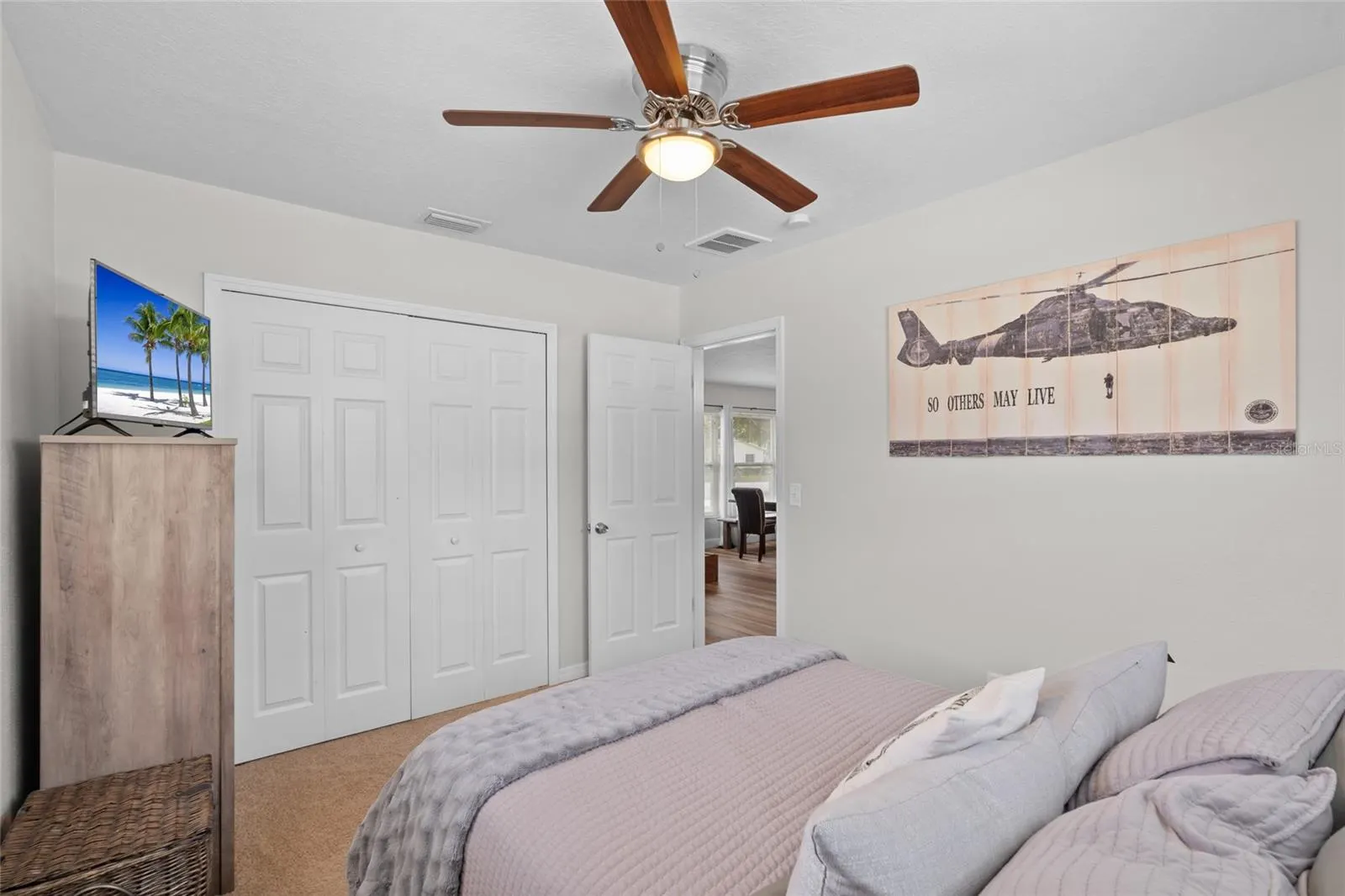 2979 DEL RIO DR