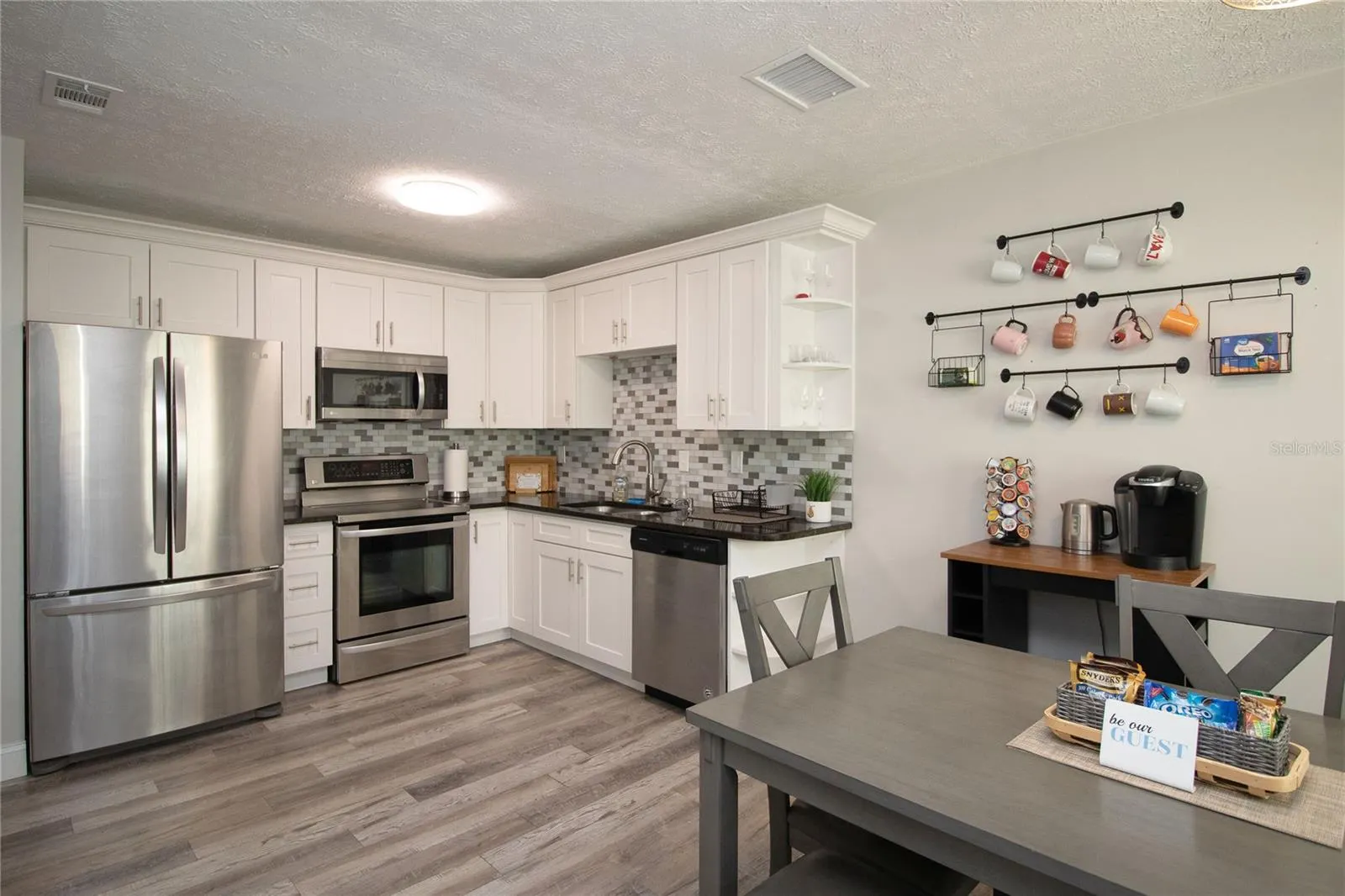 1635 GLADYS ST #1, #1