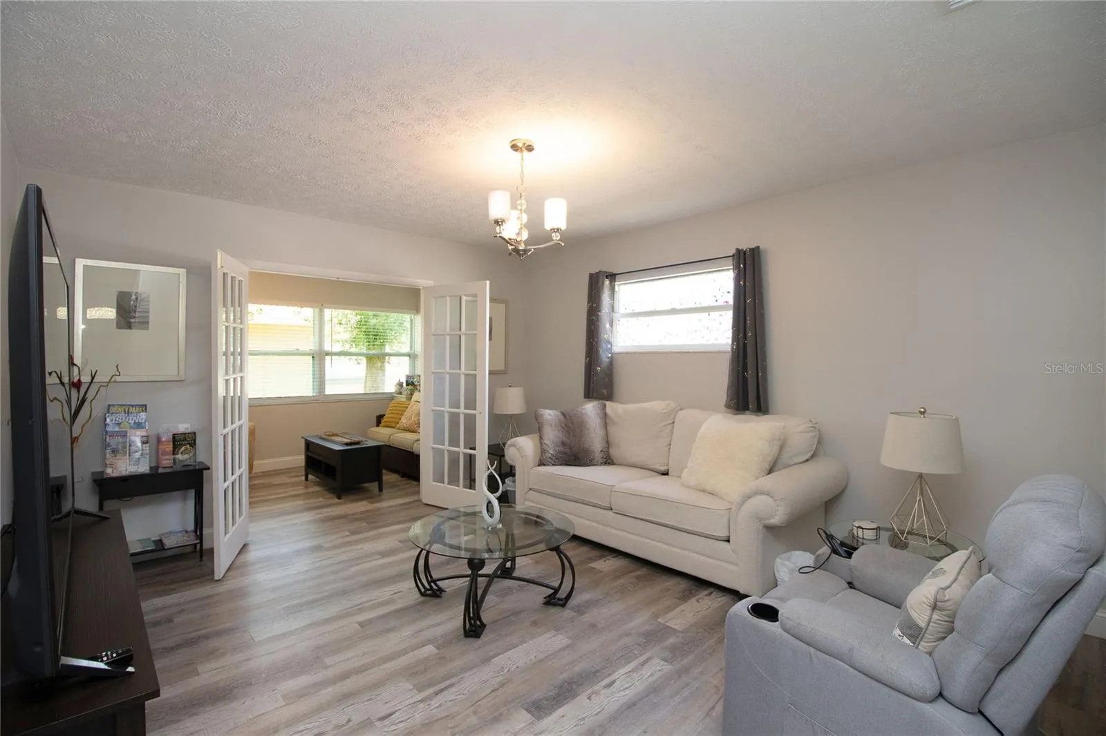 1635 GLADYS ST #1, #1