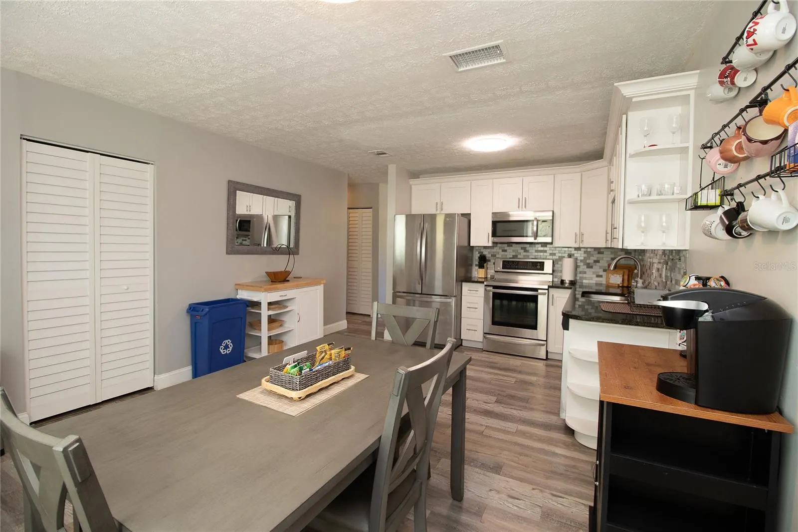 1635 GLADYS ST #1, #1