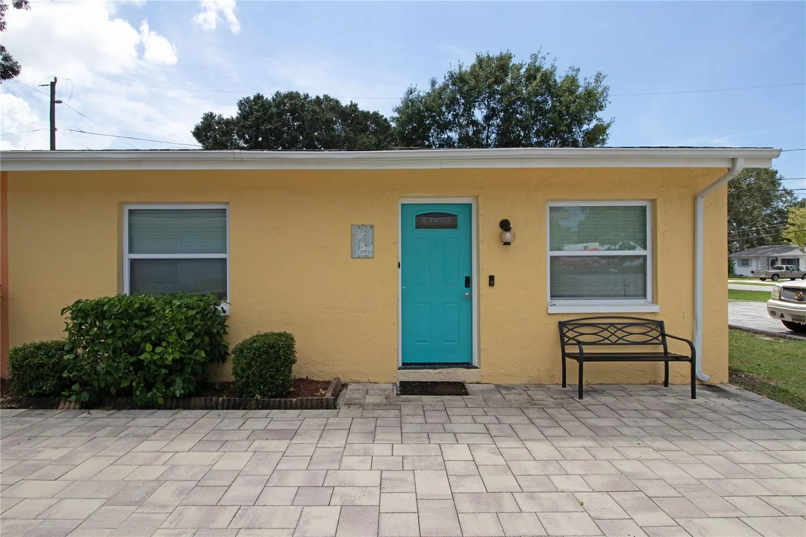 1635 GLADYS ST #1, #1