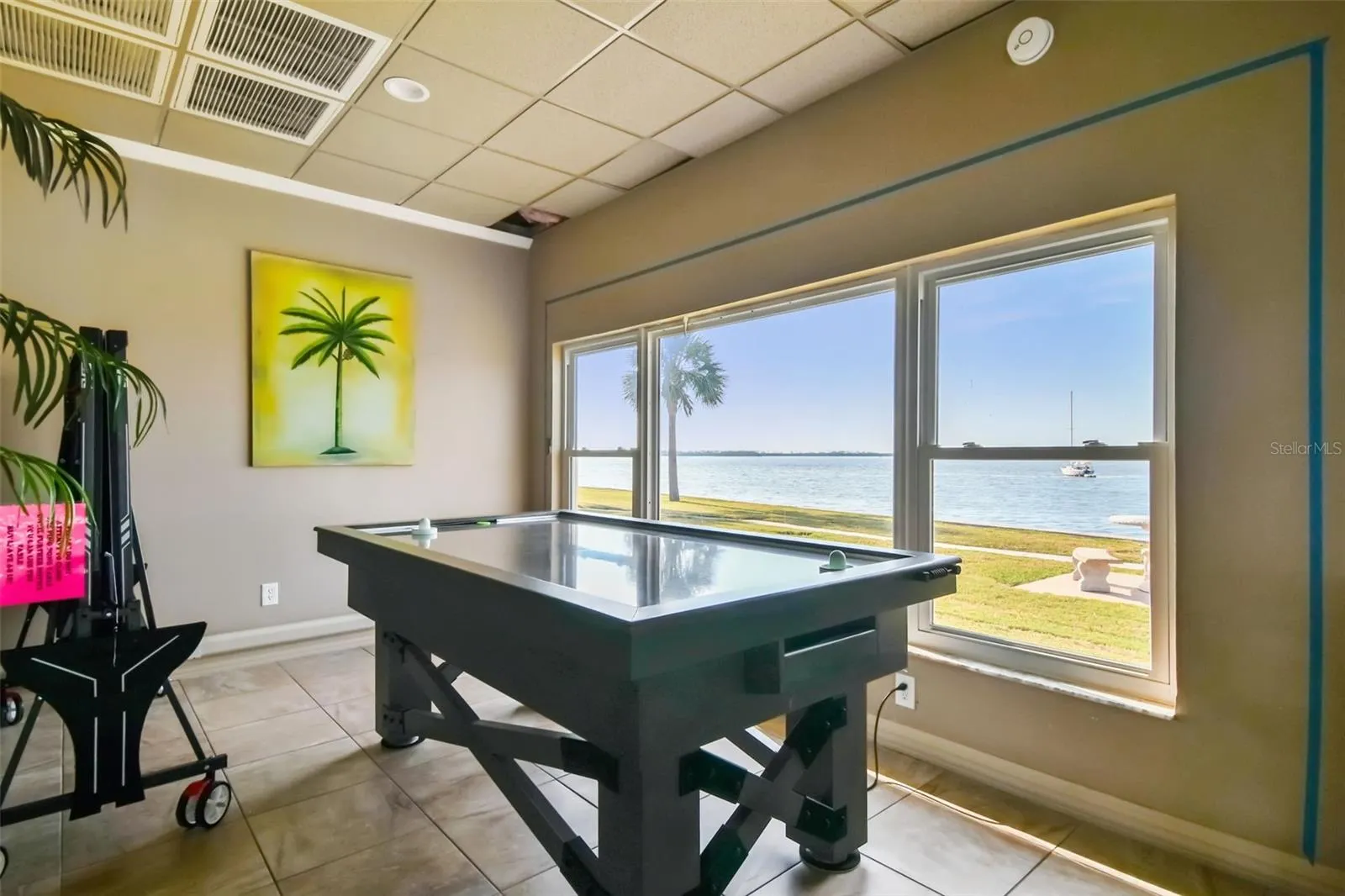 8 GLENCOE PL #307, #307