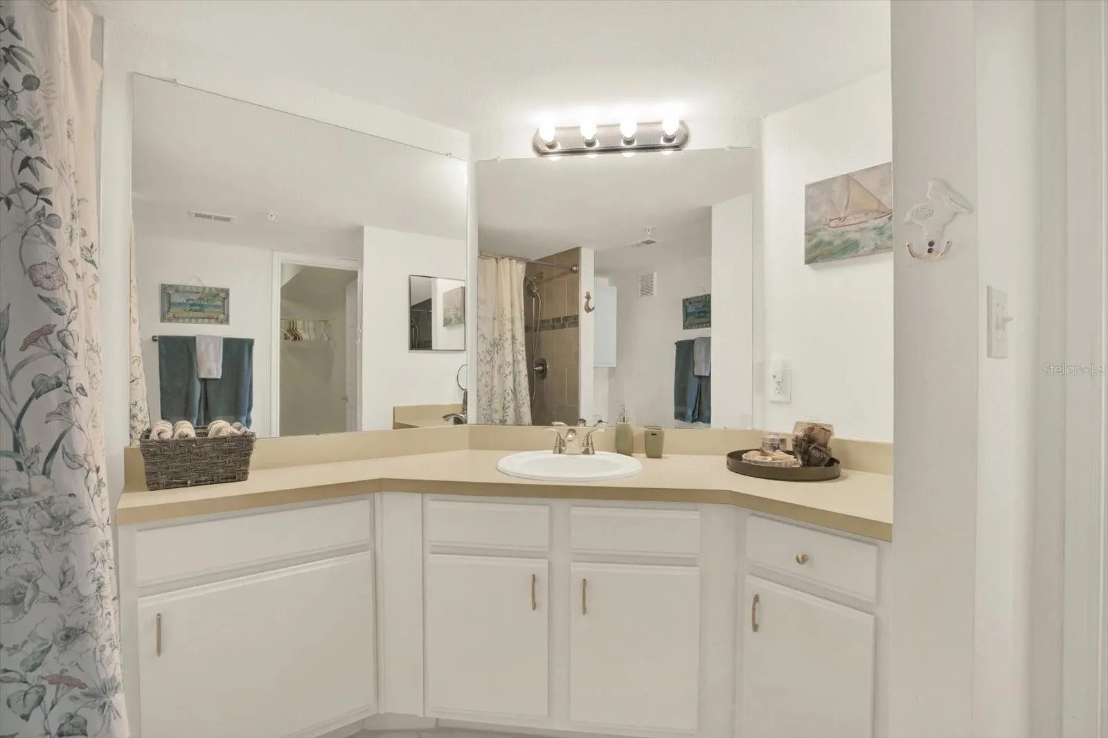 1226 S MISSOURI AVE #1008, #1008