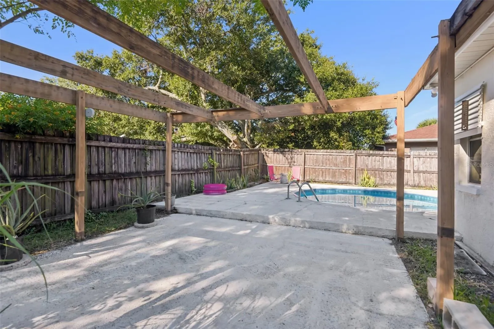 440 EVERGREEN DR