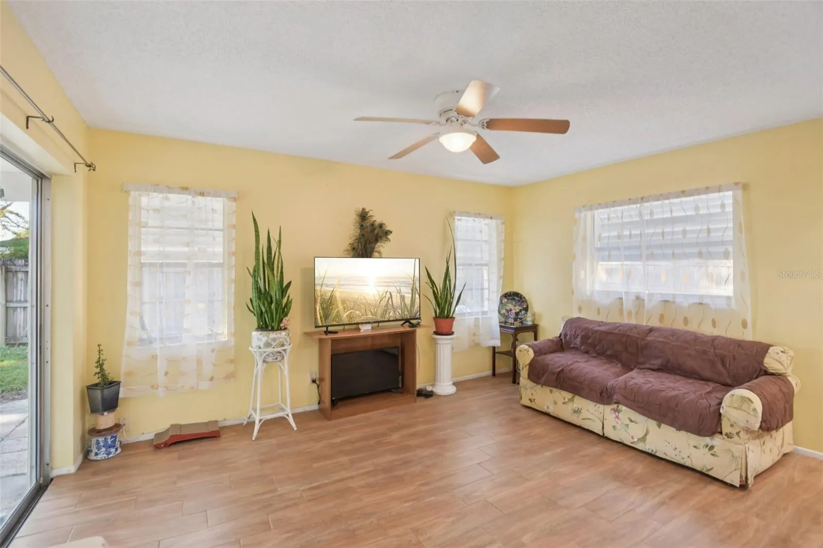 440 EVERGREEN DR